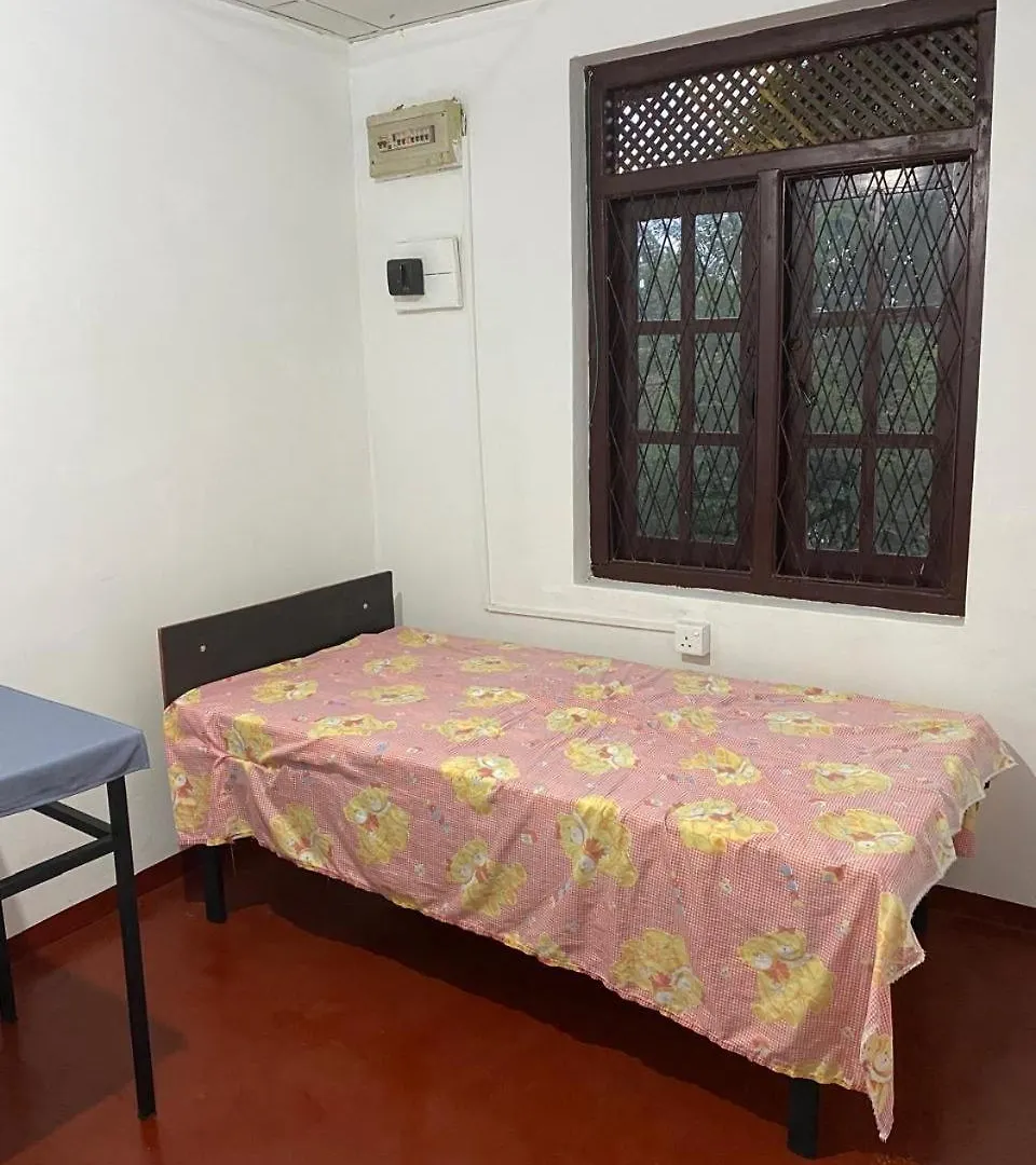 Hostel J Peradeniye Hindagala 0*,  Sri Lanka